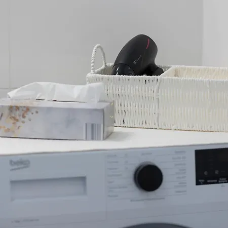 Sarmacka 23 Next To Medicover And Paley * ワルシャワ