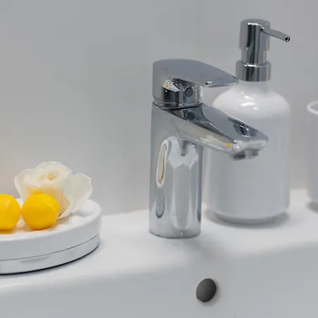 Sarmacka 23 Next To Medicover And Paley * ワルシャワ