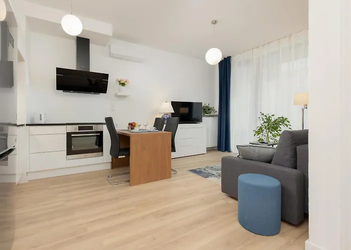 Sarmacka 23 Next To Medicover And Paley * Warszawa