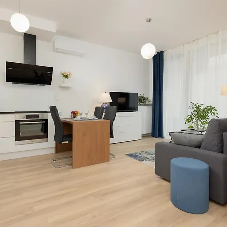 Sarmacka 23 Next To Medicover And Paley * Βαρσοβία