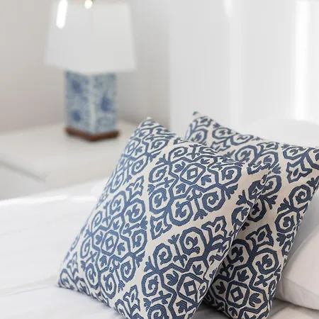 Sarmacka 23 Next To Medicover And Paley *